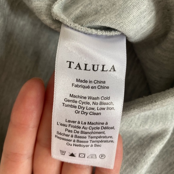 Aritzia - Talula - Skirt - Picture 3 of 4